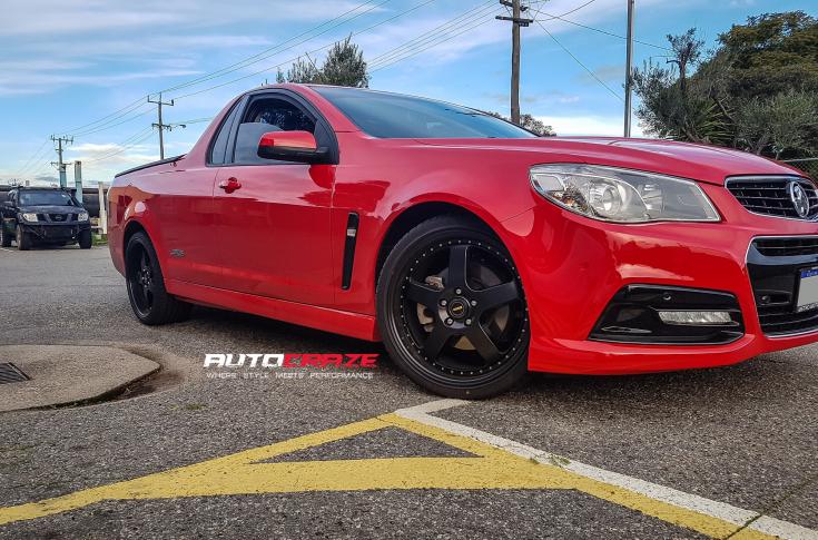 HOLDEN-COMMODORE-FR